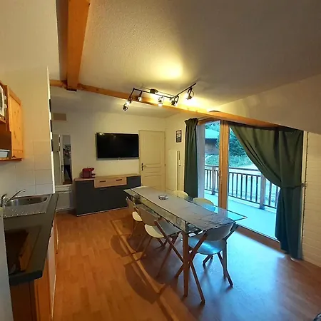 3 Pieces Avec Coin Nuit, Balcon, Parking, Et Wifi A Valfrejus - Fr-1-561-119 * מודן