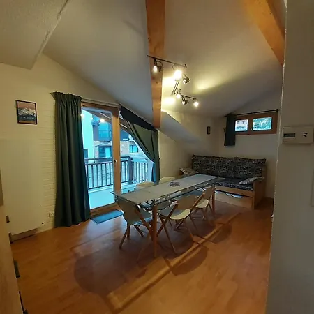 דירה 3 Pieces Avec Coin Nuit, Balcon, Parking, Et Wifi A Valfrejus - Fr-1-561-119